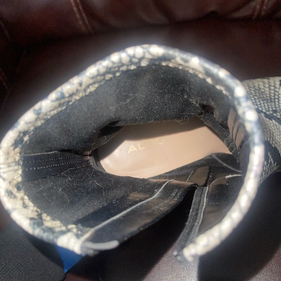 Aldo 3in snake skin booties - Picture 5 of 5